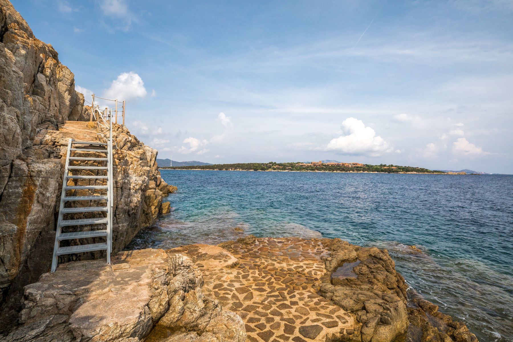 Azzurra villa photo.